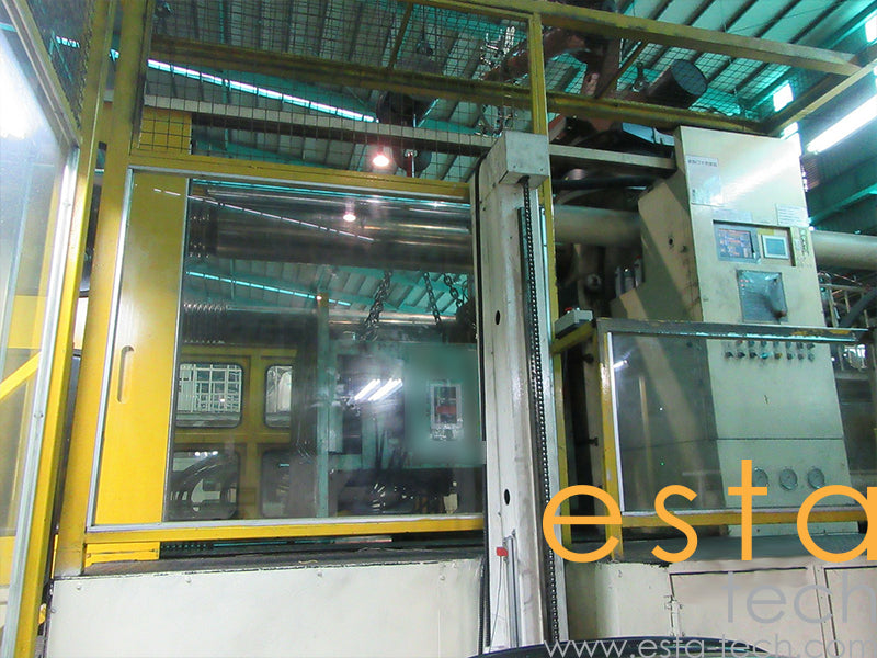 CLF 3000TP (YR 2010) Used Plastic Injection Moulding Machine