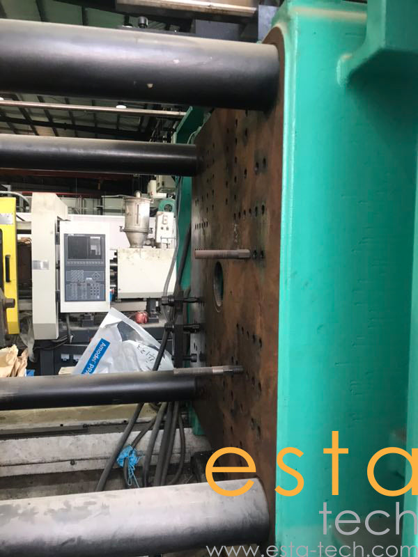 ARBURG 570 S 2200-290/100 (YR 2010) Used Plastic Injection Moulding Machine