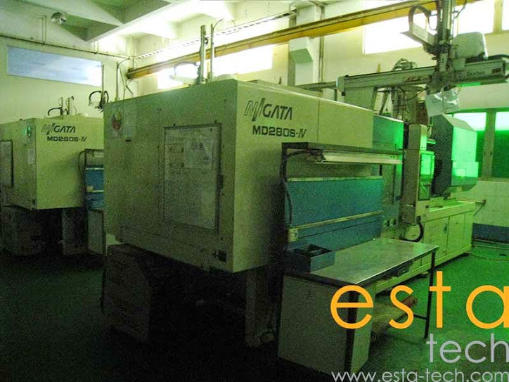 NIIGATA MD280S-IV I10 (YR 2002) Used All Electric Plastic Injection Moulding Machine