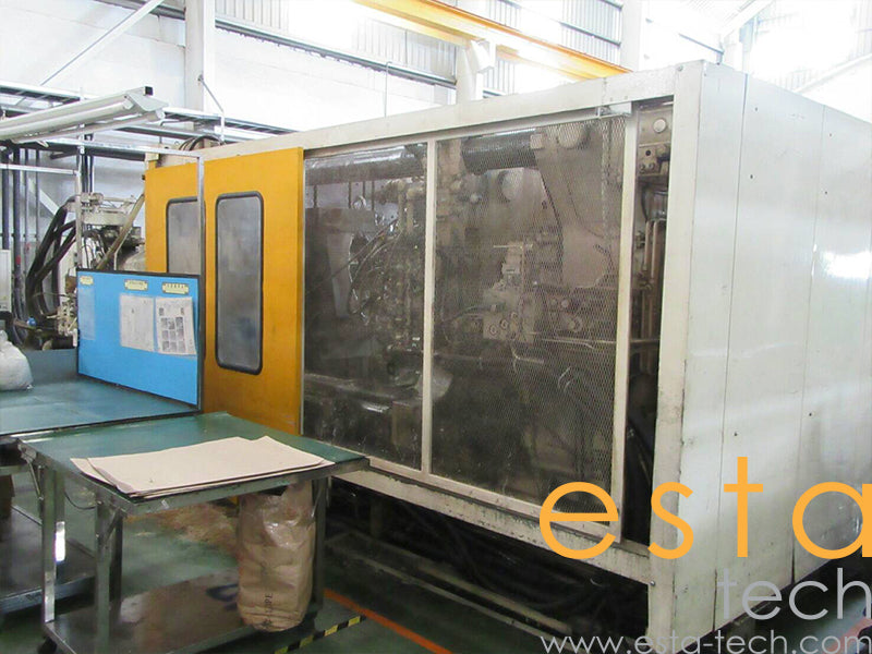 TOSHIBA IS850GTW-81A (YR 2001) Used Plastic Injection Moulding Machine
