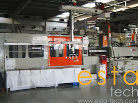LG ID1800HM (YR 2004) Used Plastic Injection Moulding Machine